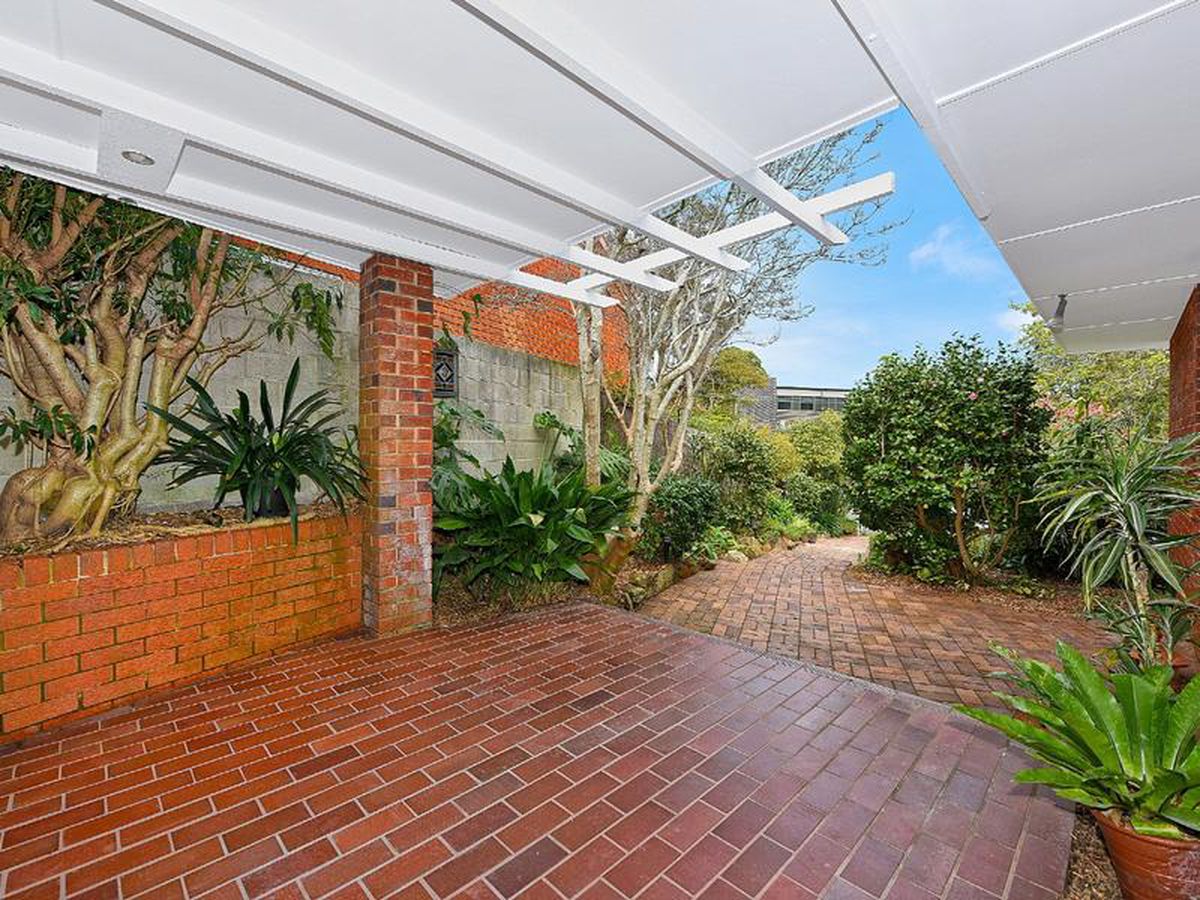6 Callicoma Road , Seaforth
