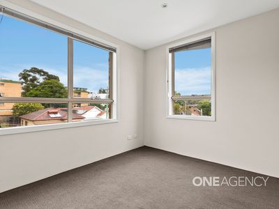 5 / 48 Bourke Street , North Wollongong