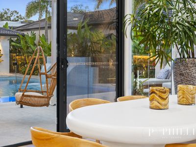 2566 Cressbrook Drive, Hope Island