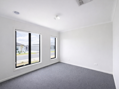 5 Yorkville Road , Kalkallo