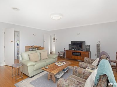 13 Wilmshurst Place, Tawa