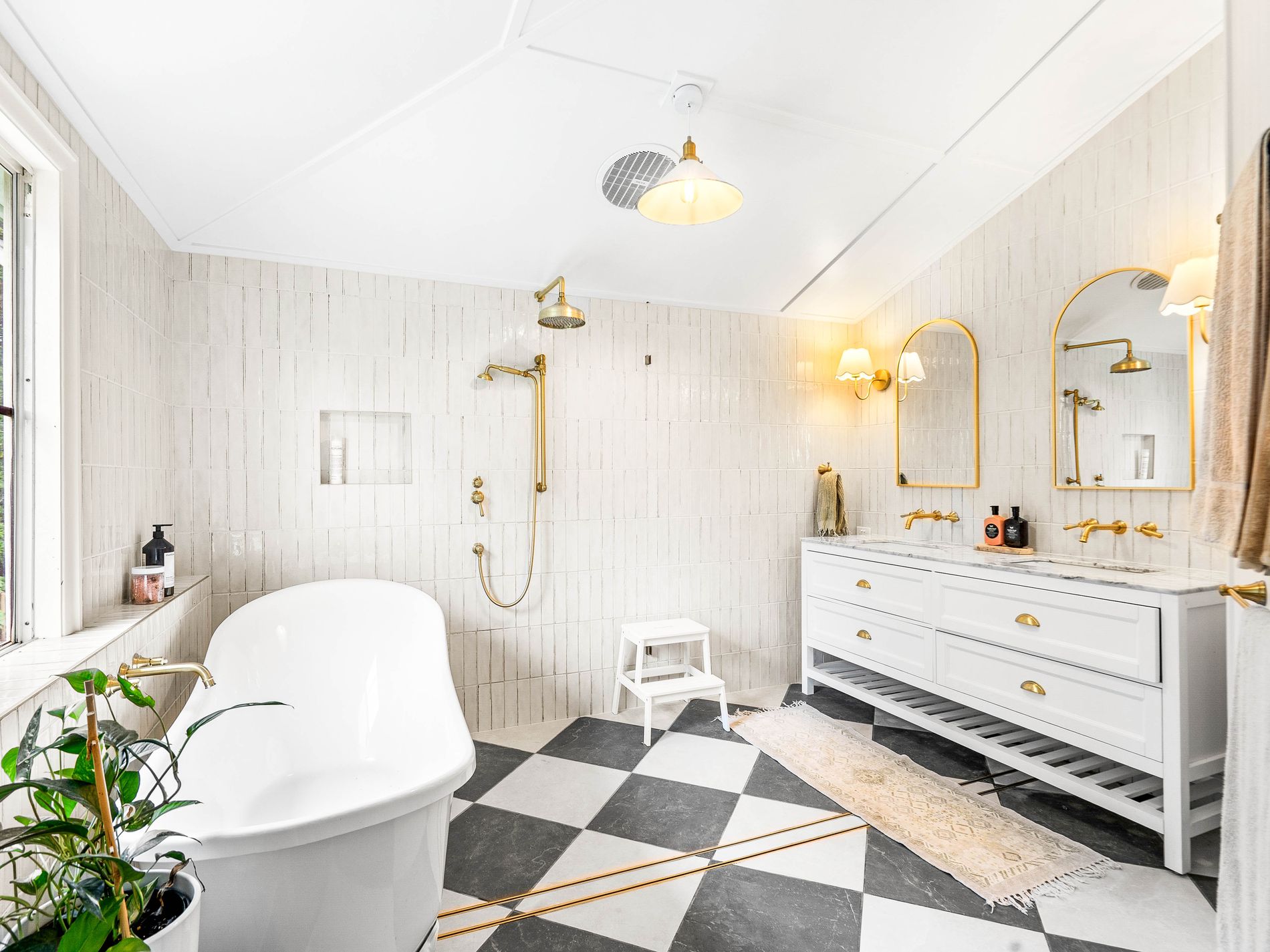 222 Mcdermotts Road, Calen