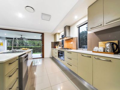 44 Feathertail Place, Wakerley