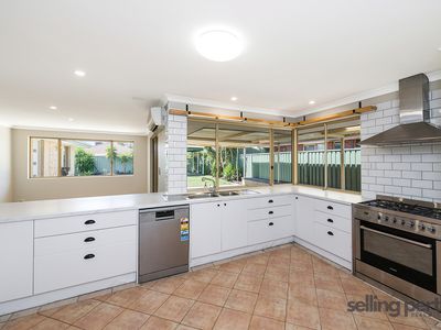 28 Haring Green, Atwell