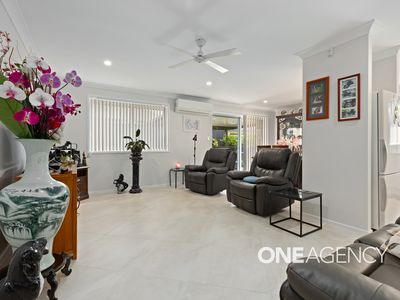 25 / 50 Isa Road, Worrigee