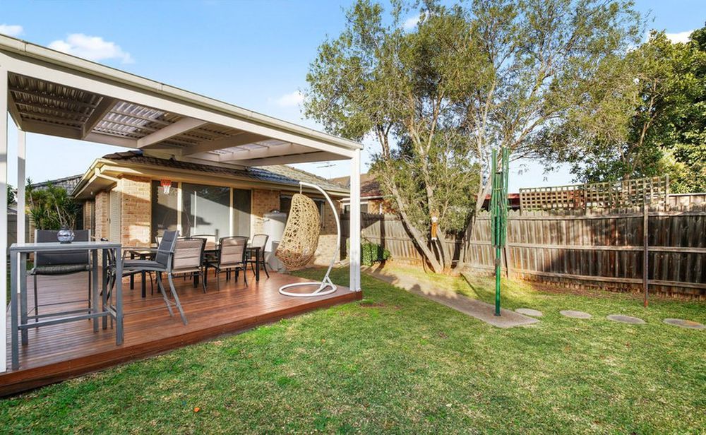 12 Valleyfield Court, Wattle Grove