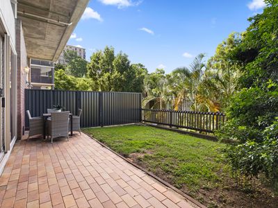 2 / 60 Swann Road, Taringa