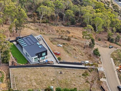 64 Peel Street West, West Launceston