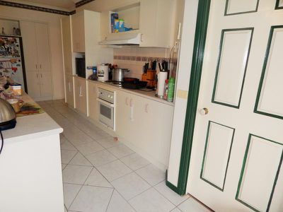 1086 Mincha-Canary Island Road, Mincha