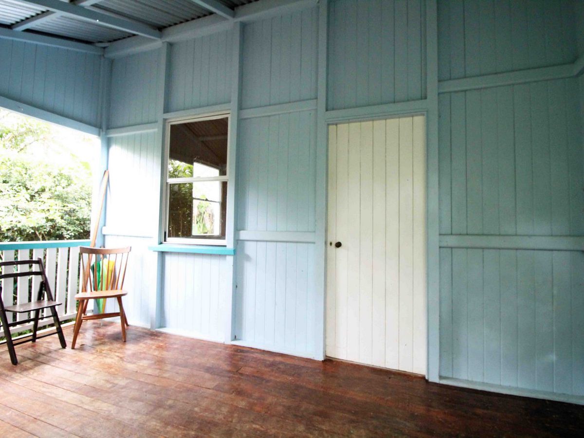 38 WEAVER STREET, Atherton