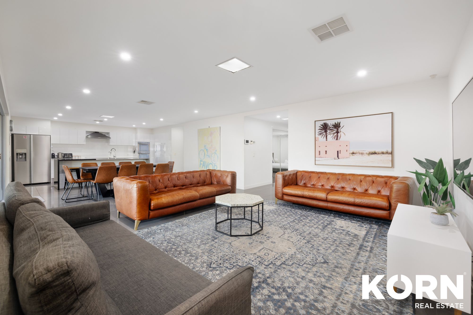 26 Coobowie Street, Broadbeach Waters