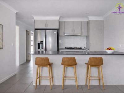 15 Gants Path, Wyndham Vale