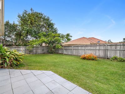 8 Rosefinch Street, Upper Coomera