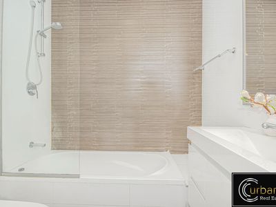 L302 / 81-86 Courallie Avenue, Homebush West