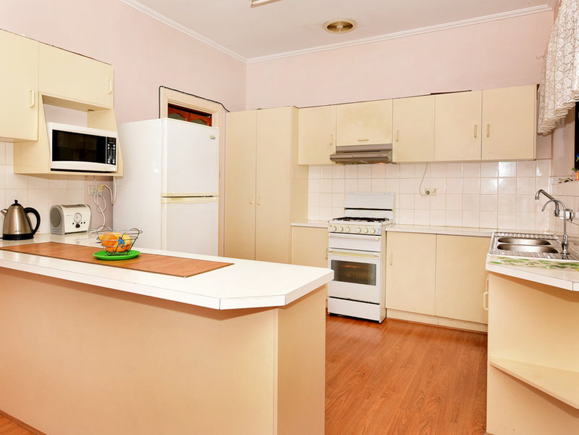 7 McArthur Avenue , Rostrevor