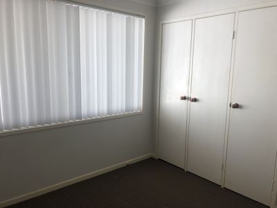 28 Coonawarra Street, Edensor Park