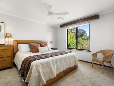 2 Regano Road, Flagstaff Hill