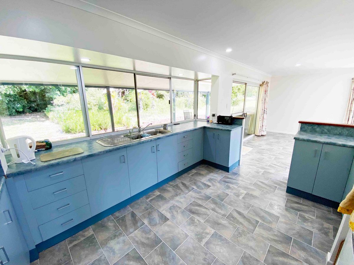 22 Panoramic Drive, Atherton