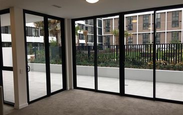 D2002 / 52-54 Pemberton St, Botany