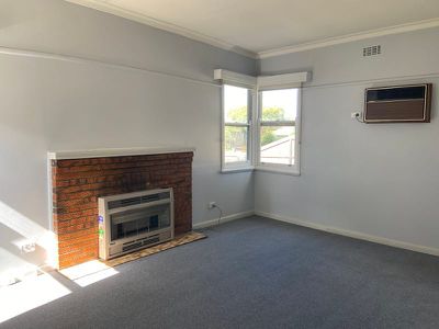 16 Griffen Street, Hamlyn Heights