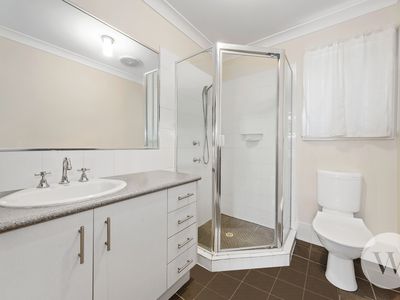 79 Fifth Avenue, Marsden