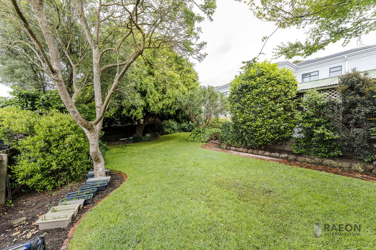 4 Benbrook Avenue, Mont Albert North