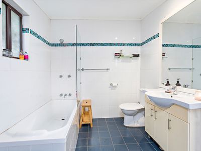91 Koona St, Albion Park Rail