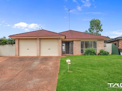 15 Falcon Crescent, Claremont Meadows