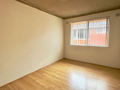 7 / 25 Second Avenue, Campsie