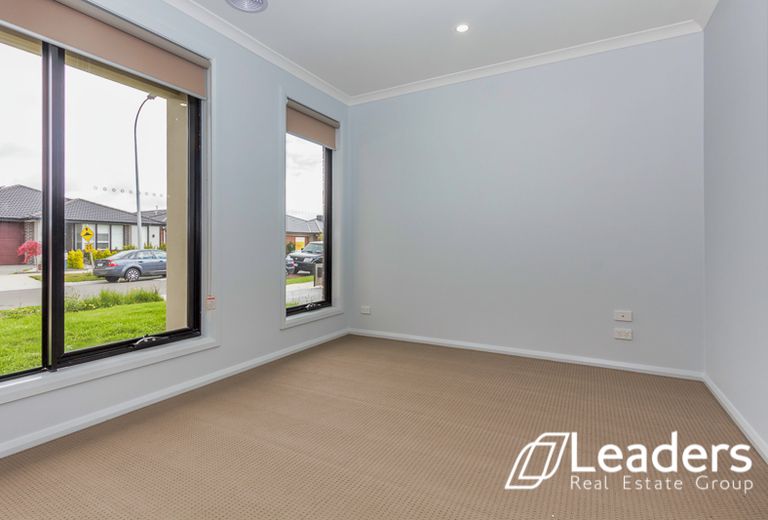 15 Ayrshire Way, Clyde North
