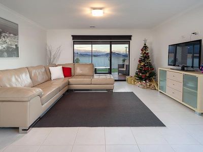 3 LAUREN PLACE, Wodonga