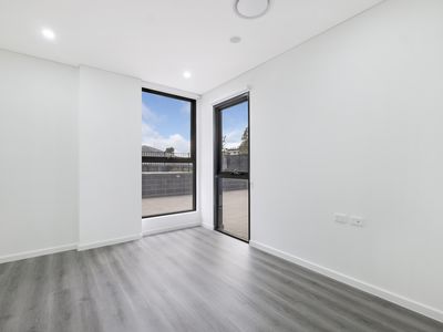 G03 / 102 Great Western Highway, Westmead