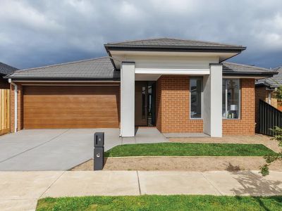 25 Ritchie Circuit, Tarneit
