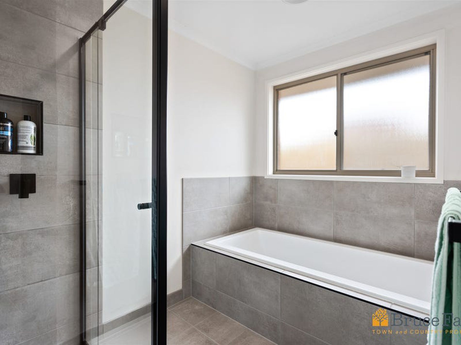 112 Sladen Street, Hamlyn Heights