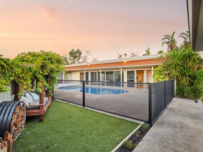 19 Lombadina Parade, Secret Harbour