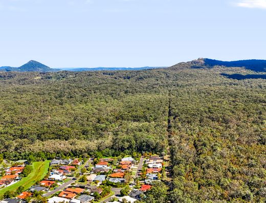 Peace and Tranquility In Noosa Parklans image 24