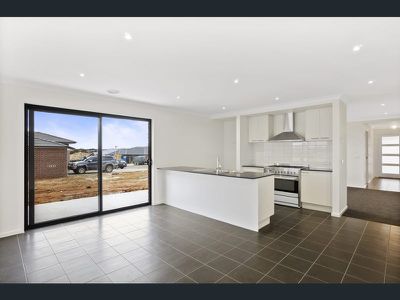 47 McLachlan Street, Bacchus Marsh