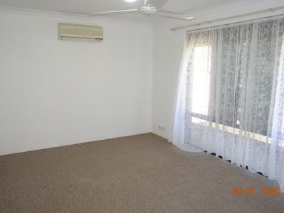 466A Light Street, Dianella