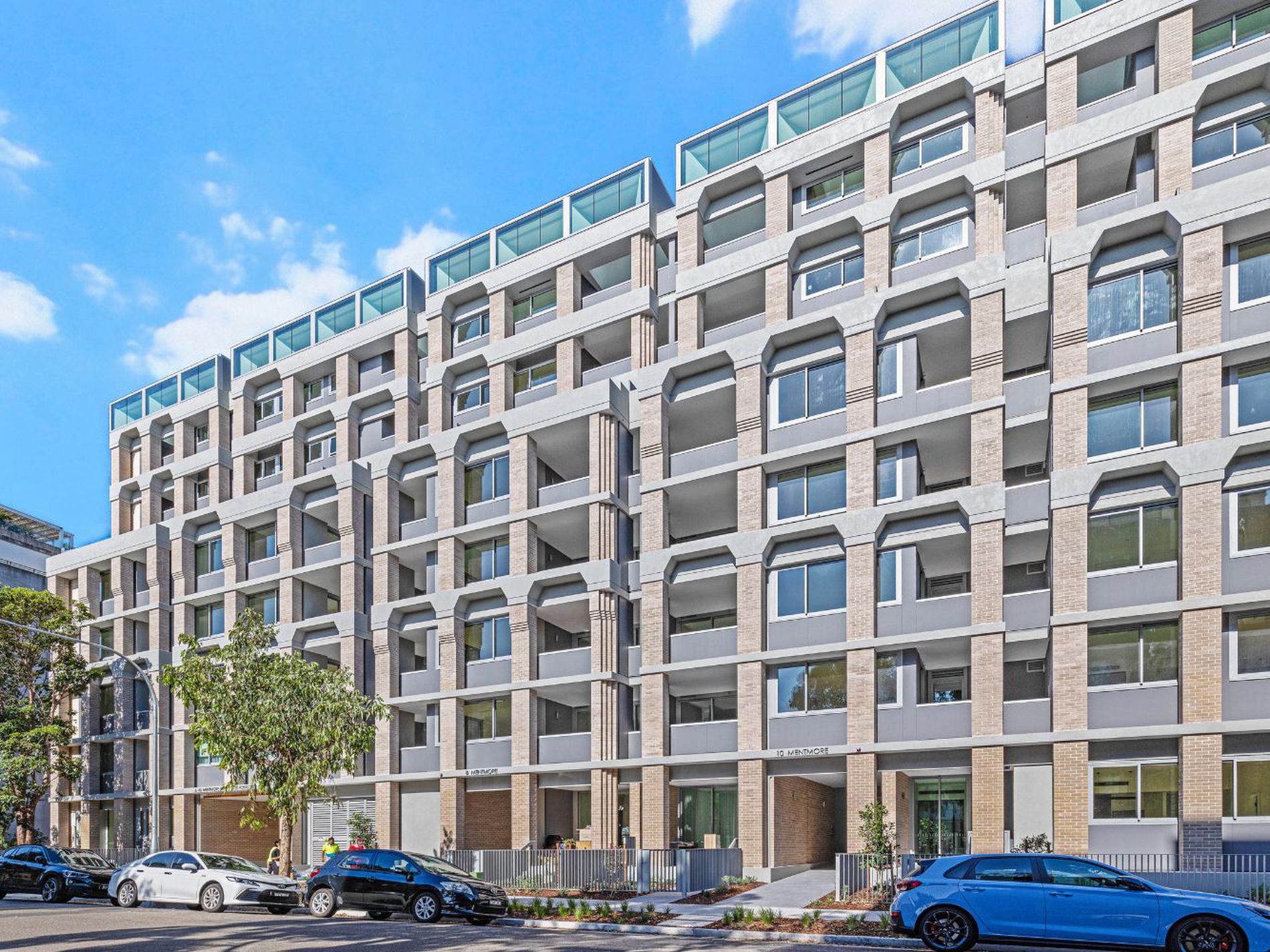 601 / 8 Mentmore Avenue, Rosebery