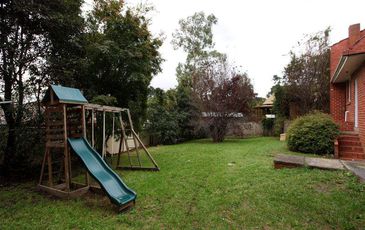69 Beaconsfield-Emerald Road, Beaconsfield Upper