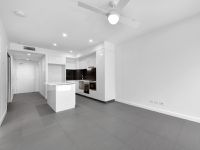1807 / 10 Trinity Street, Fortitude Valley