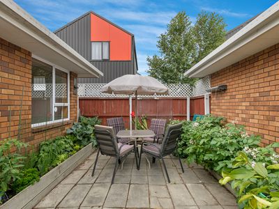 2 / 5 Broadbent Street, Riccarton