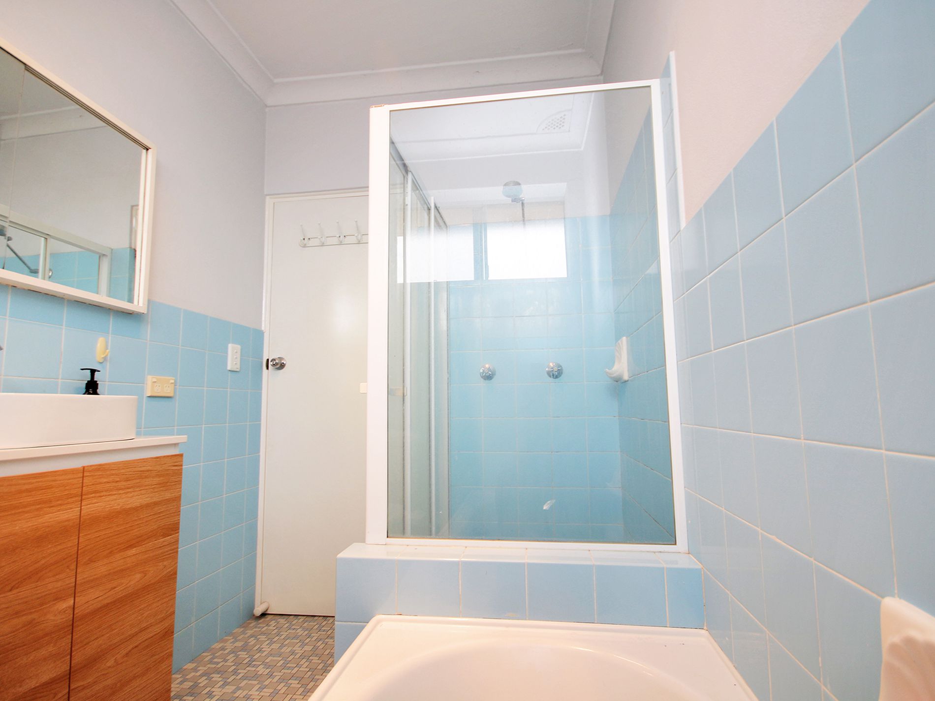 4 / 102 Ernest Street, Lakemba