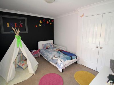 17 Arnold Court, Kelso