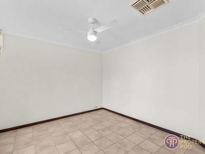 27 Taylor Close, Leda