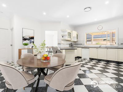 55 Wombeyan Court, Wattle Grove