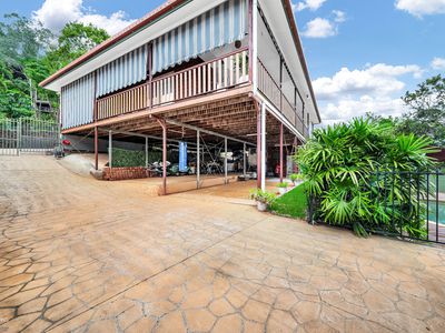 25 Timberlea Drive, Bentley Park