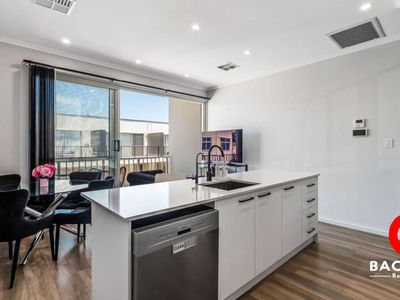 13 Angus Lane, Mansfield Park