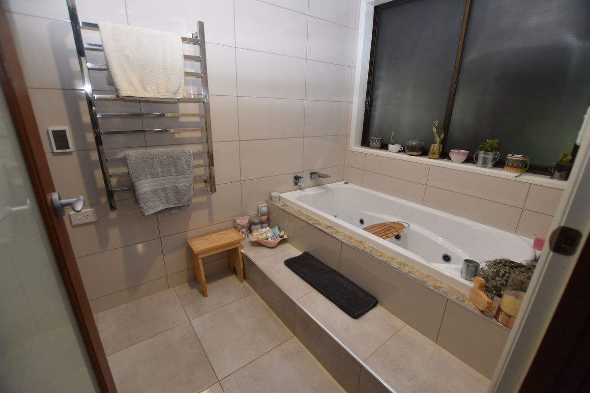 15 Devine Road, Kialla West