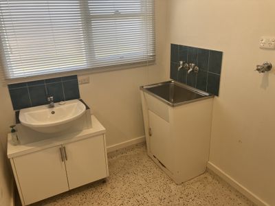 4 / 92 Aphrasia Street, Newtown